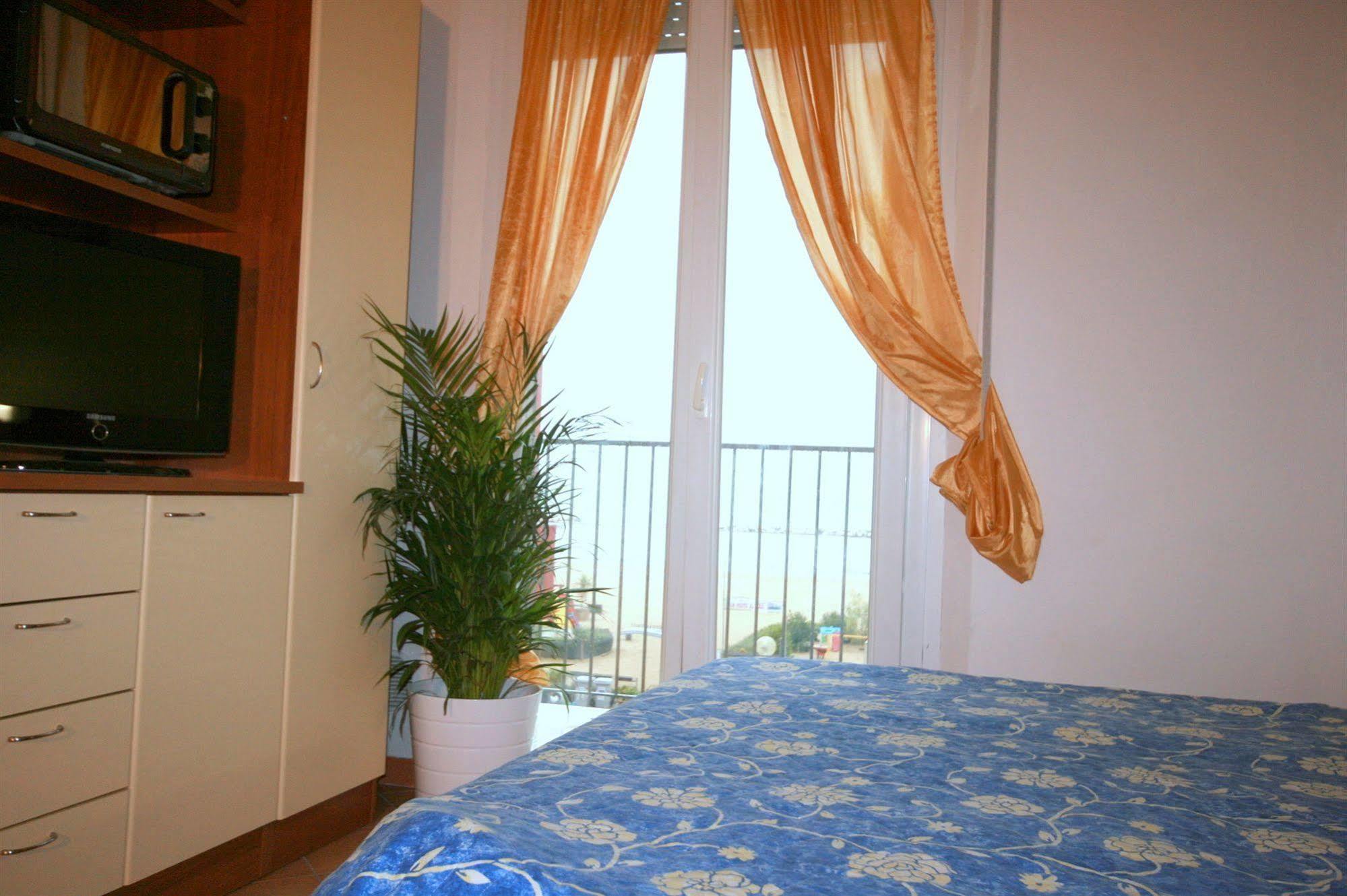 Residence Algarve Rimini Kültér fotó